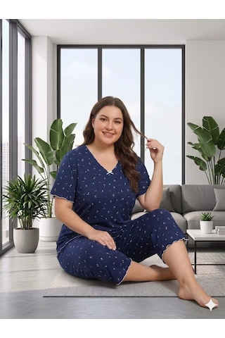 Büyük Beden Kısa Kol Pamuklu Ultrasoft Likralı Kapri Pijama Takımı 8652 Lacivert