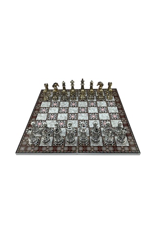 Gifthome Premium Battal Boy Metal İşlemeli Klasik Satranç Takımı Ve Katlanır Sedef Desenli Mdf Satranç Tahtası 43x43 Cm.