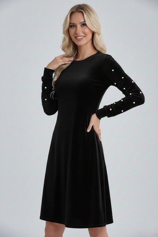Defymoda Kadın A Form Uzun Kollu İnci Detaylı Kadife Elbise Siyah