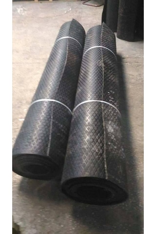 Kauçuk Hayvan Yatağı Lastik 14 Mm, Pikap Arkası Lastik Çok Amaçlı Lasitik 200 Cm X 214 Cm