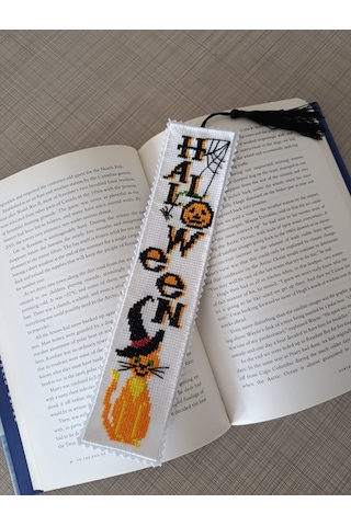 Halloween Kanaviçe Kitap Ayracı