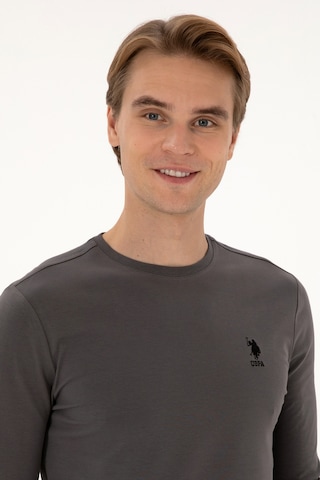 U.S. Polo Assn. Erkek Slim Fit Bisiklet Yaka Gri Basic Sweatshirt 50307762-VR024