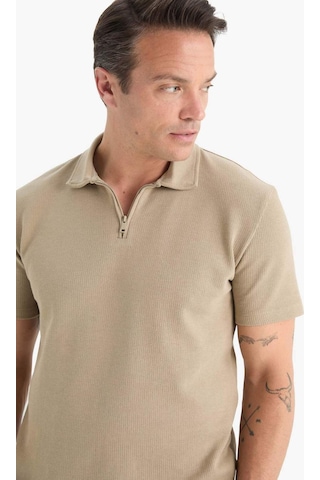 DeFacto Regular Fit Polo Yaka Kısa Kollu Dokulu Tişört E4027AX25SPBG769