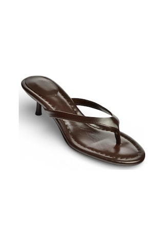 Fox Shoes Y518342809 Kahverengi Parmak Arası Kısa Topuklu Kadın Terlik Kahverengi