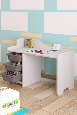 Miracle 3d Çocuk Çalışma Masası 90x45 Cm 3 Sepetli Çocuk Çalışma Masası Sandalye Yoktur Beyaz