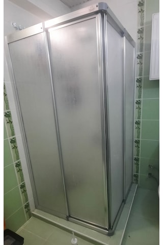 Girayduşakabin 90x90 Parlak Profil Mika Köşe Girişli Kabin Gümüş
