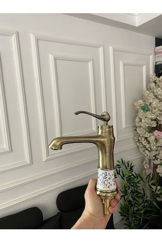 İsaoğlu Yapı Antik Gold Vintage Banyo Lavabo Bataryası Mat Altın Lavabo Musluğu Altın Lavabo Bataryası Gold