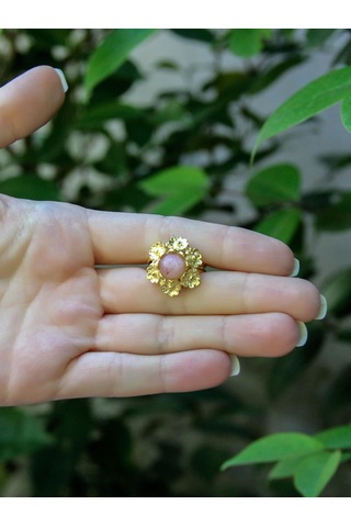 Esha Store Doğal Taş Pembe Kuvars Doğal Taşlı Çiçek Model Telkari Kadın Ayarlanabilir Altın Kaplama Yüzük Euy61 Pembe
