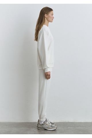 Mavi - Lux Touch Bisiklet Yaka Beyaz Sweatshirt 1s10422-70057 Ekru