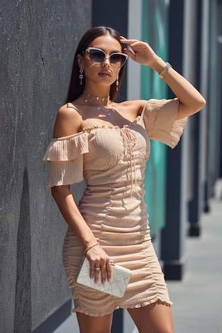 Fashion Cocktail Minik Kol Göğüs Korseli Drapeli Doğal Gofre Kumaş Pedli Süper Esnek Likralı Tüp Elbise Bej