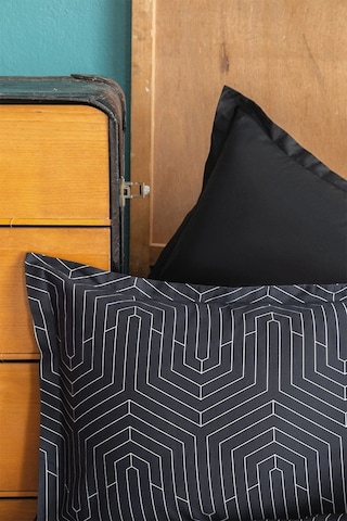 Strada Black 210 Tc 83 Tel Pamuk Saten Nevresim Takımı Çift Kişilik