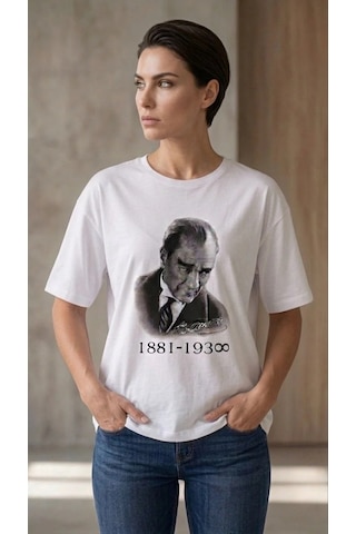 Tarzyeri Kadın Atatürk Baskılı Tişört Kısa Kollu Bisiklet Yaka T-shirt - Beyaz Çok Renkli