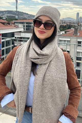 Mollycrush Kadın Kışlık Ekru Atkı Bere Seti Şık Örgü Set Gri