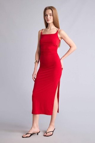 Defacto Bodycon Vücudu Saran Kare Yaka Askılı Maxi Elbise H6454ax26smrd357 Kırmızı-rd357