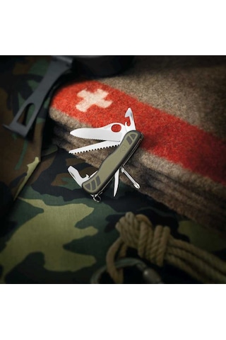 Victorinox 0.8461.Mwch Swiss Soldiers Knife 08 Kamp Çakı Haki