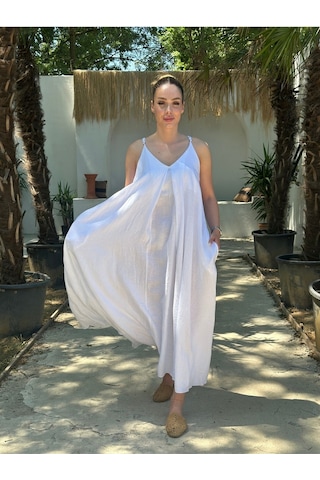 Yazlık Keten Askılı Oversize Elbise Beyaz