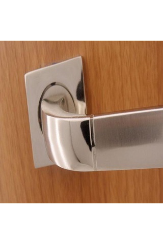 Eros Nikel Saten Rozetli Kapı Kolu