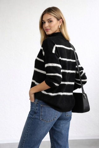 Cloudymood Kadın Çizgili Yarım Balıkçı Oversize Yumuşak Dokulu Triko Kazak Günlük Kullanım Mevsimlik Siyah - 860076631 Siyah
