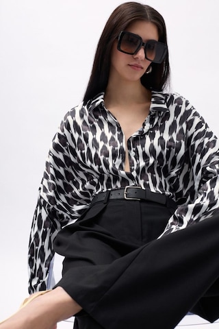 Desenli Crop Gömlek Siyah