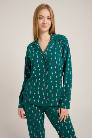 Yeşil Noel Baba Baskılı Düğmeli Pijama Takım Yeşil
