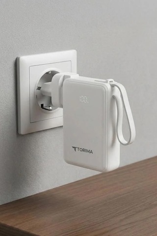 Özel Seri Mobil Depolama Taşınabilir Güç Okul Aracı Trm-1017 10000 Mah Powerbank Beyaz 22,5w Çok Renkli