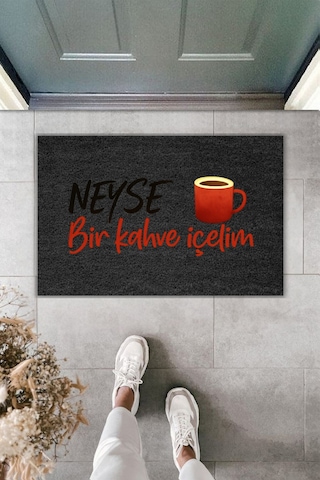 Rugmood Modern Dijital Baskı - Neyse Bir Kahve İçelim - Kapı Önü Paspası Siyah