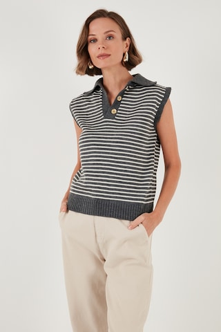 Lela Çizgili V Yaka Triko Bayan Süveter 4616171 Koyu Gri-Krem