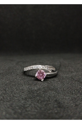 Zarif Pembe Tek Taşlı Kadın Gümüş Yüzük Şıklığı Ve Zarafeti Bir Arada" Gümüş