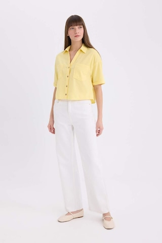 DeFacto Boxy Fit Basic Düz Kısa Kollu Gömlek V2523AZ25SPYL118