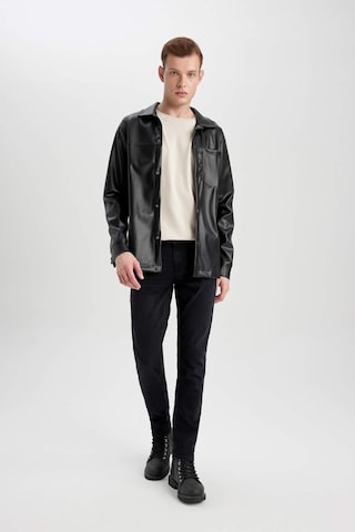 DeFacto Carlo Skinny Fit Ekstra Dar Kalıp Normal Bel Ekstra Dar Paça Siyah Jean Pantolon S2285AZ24SPNM40