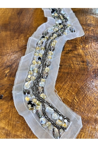 Taş İşleme Dikiş Giyim Aksesuarı Aplike 74x5 Cm