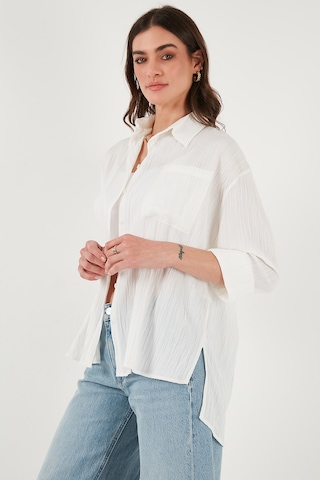 Lela Regular Fit Tek Cepli Önü Kısa Arkası Uzun Krinkıl Bayan Gömlek 6772752 Beyaz