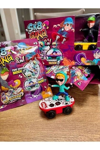 Sk8 Gang Oyuncak Figürleri 1 Adet Kayan Adam