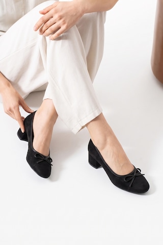Luvi Shoes Leslıe Siyah Süet Fiyonklu Kadın Kalın Topuklu Ayakkabı