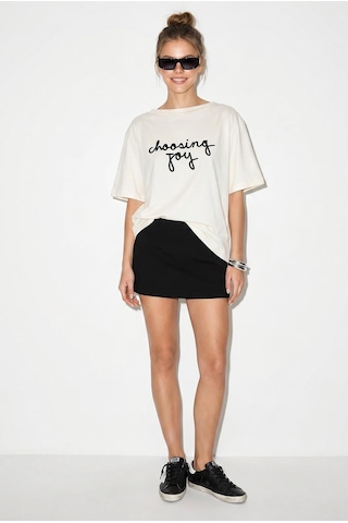 Shade Kadın Nakışlı Yazı İşlemeli Kayık Yaka T-shirt 60382604 - Krem