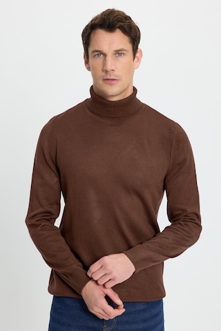 Tudors Erkek Slim Fit Dar Kesim Yumuşak Dokulu Tüylenmeyen Kahverengi Tam Balıkçı Yaka Triko Kazak-33110 Kahverengi