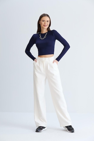 Sortie Collection Rahat Kesim Klasik Model Kumaş Pantolon Ekru