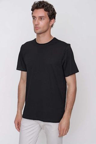 Erkek Siyah Basic Düz %100 Pamuk Bisiklet Yaka Slim Fit Dar Kesim Kısa Kollu Tişört Siyah