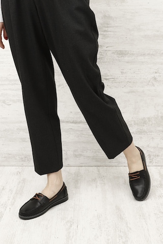 Gönderi R Kadın Siyah Bağcıklı Hakiki Deri Comfort Ayakkabı Ddza78245332 Siyah