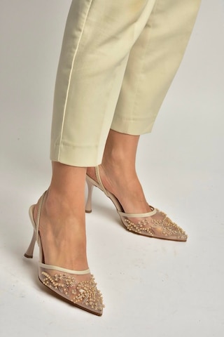 Fox Shoes Y726462415 Bej File Boncuk İşlemeli İnce Topuklu Ayakkabı Bej