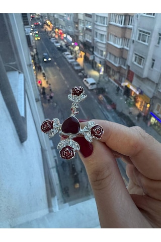Gotik Kırmızı Gül Detaylı Haç Şeklinde Kalp Ayarlanabilir Gothic Kadın Yüzük Gümüş - Gri