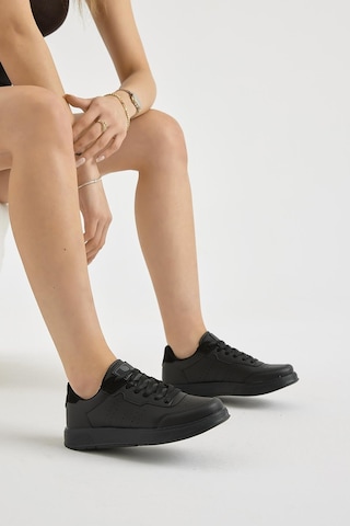 Tonny Black Hafif Faylon Taban Bağcıklı Unisex Siyah Günlük Spor Ayakkabı Tbprf015 Siyah