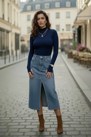 Parmak Geçmeli Kadın Body Esnek Kumaş Lacivert