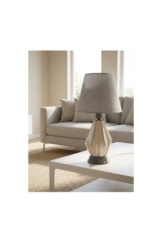 Işık Geçiren Porselen Abajur 49 Cm - Krem, İpek Şapkalı Pa010104x