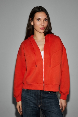 Grımelange Vyselle Kadın Önü Kesikli Metal Fermuarlı Kapüşonlu Etiket Detaylı Oversize Kırmızı Sweat Kırmızı