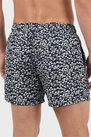 Emporio Armani Erkek Mayo Short Em000583 Af20440 Fb356 Lacivert Lacivert