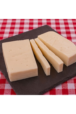 Yıllanmış Kelle Mihaliç Peyniri Ağlayan Peynir 500 G Vakumlu Paket