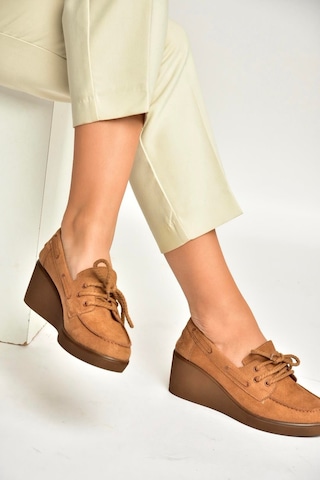 Fox Shoes Y602006402 Taba Süet Dolgu Tabanlı Kadın Ayakkabı Taba