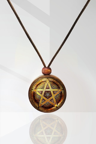 Pentagram Yıldız Ahşap Kolye Kahverengi
