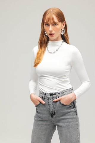 Saade Sââde Kadın Yarım Balıkçı Yaka Basic Örme Bluz - Drape Detaylı Beyaz S Beyaz
